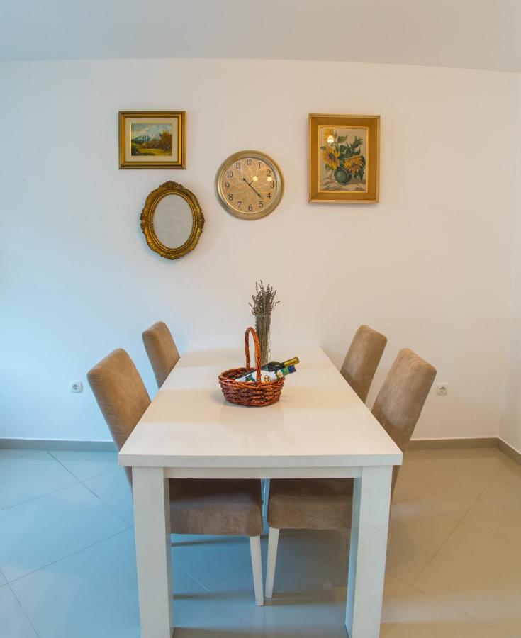 Apartment Enjoy Free Private Parking موستار المظهر الخارجي الصورة